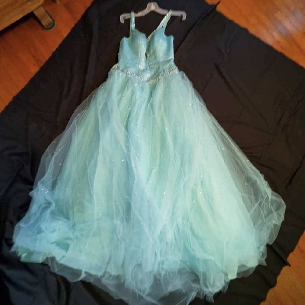 Elegant Aqua Prom Dress